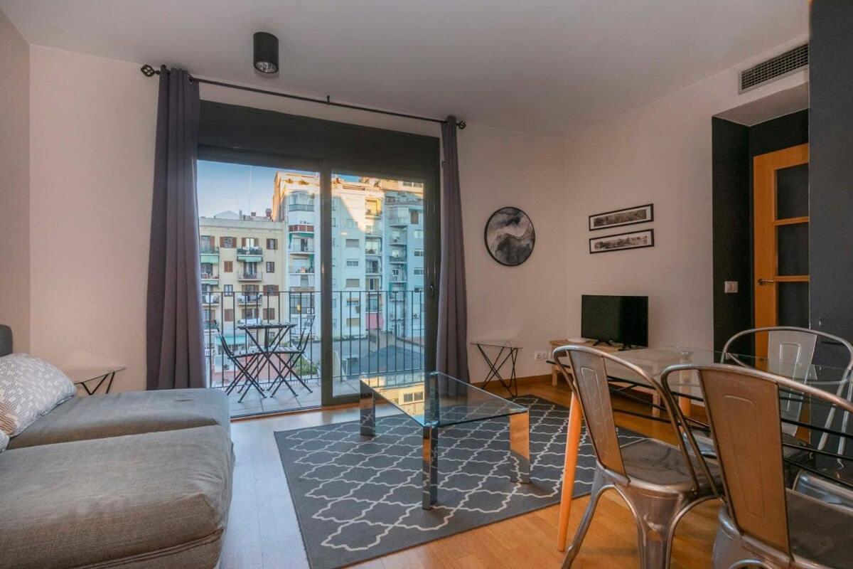 Modern And Bright Apartment In Eixample 3-1 Барселона Екстер'єр фото