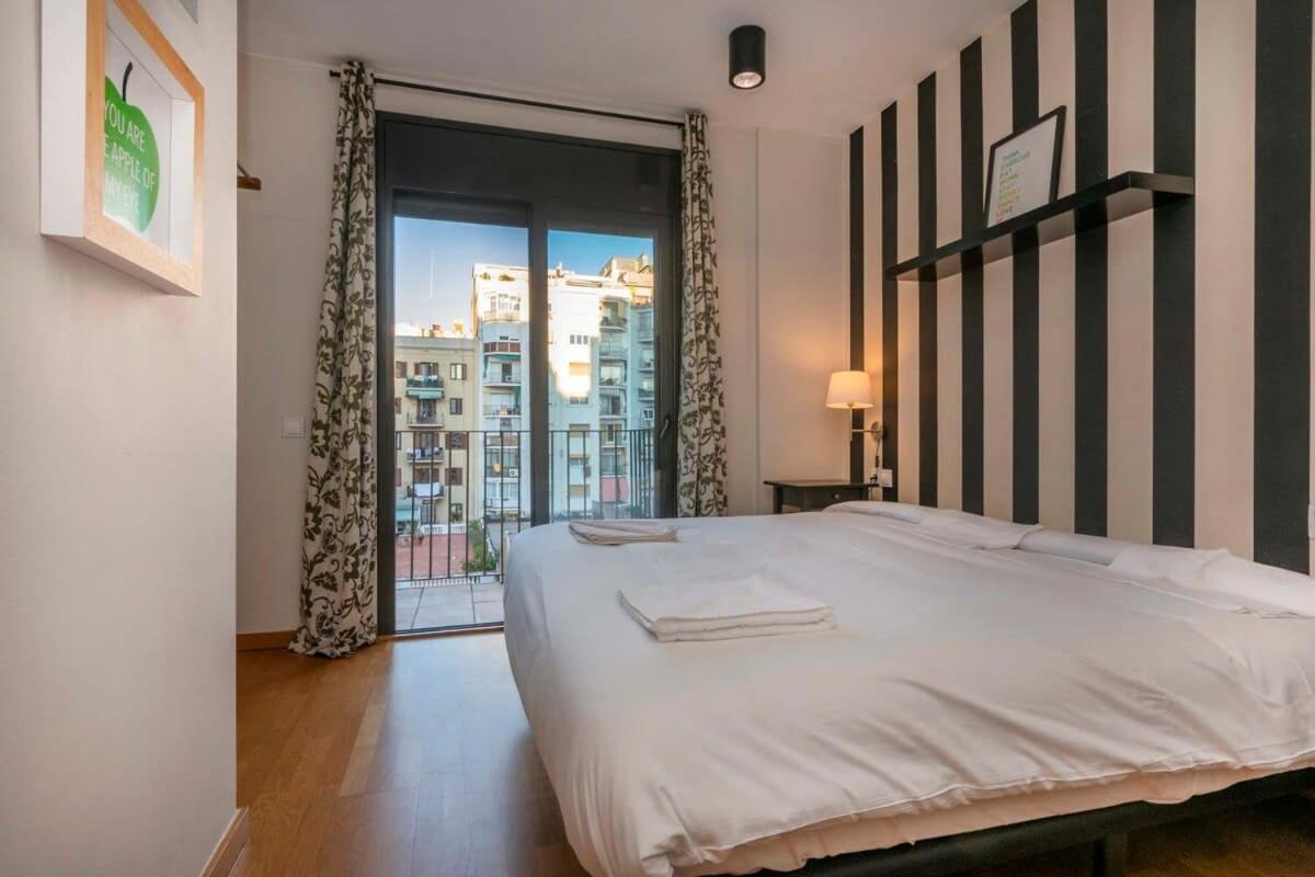 Modern And Bright Apartment In Eixample 3-1 Барселона Екстер'єр фото